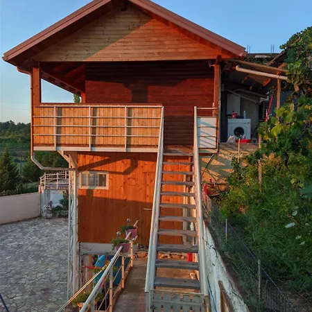Vila Livio - Mirdite Gasthof Rreshen